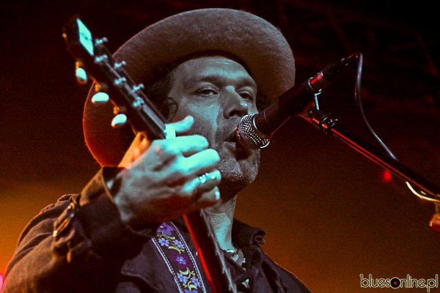 Doyle Bramhall II (28)